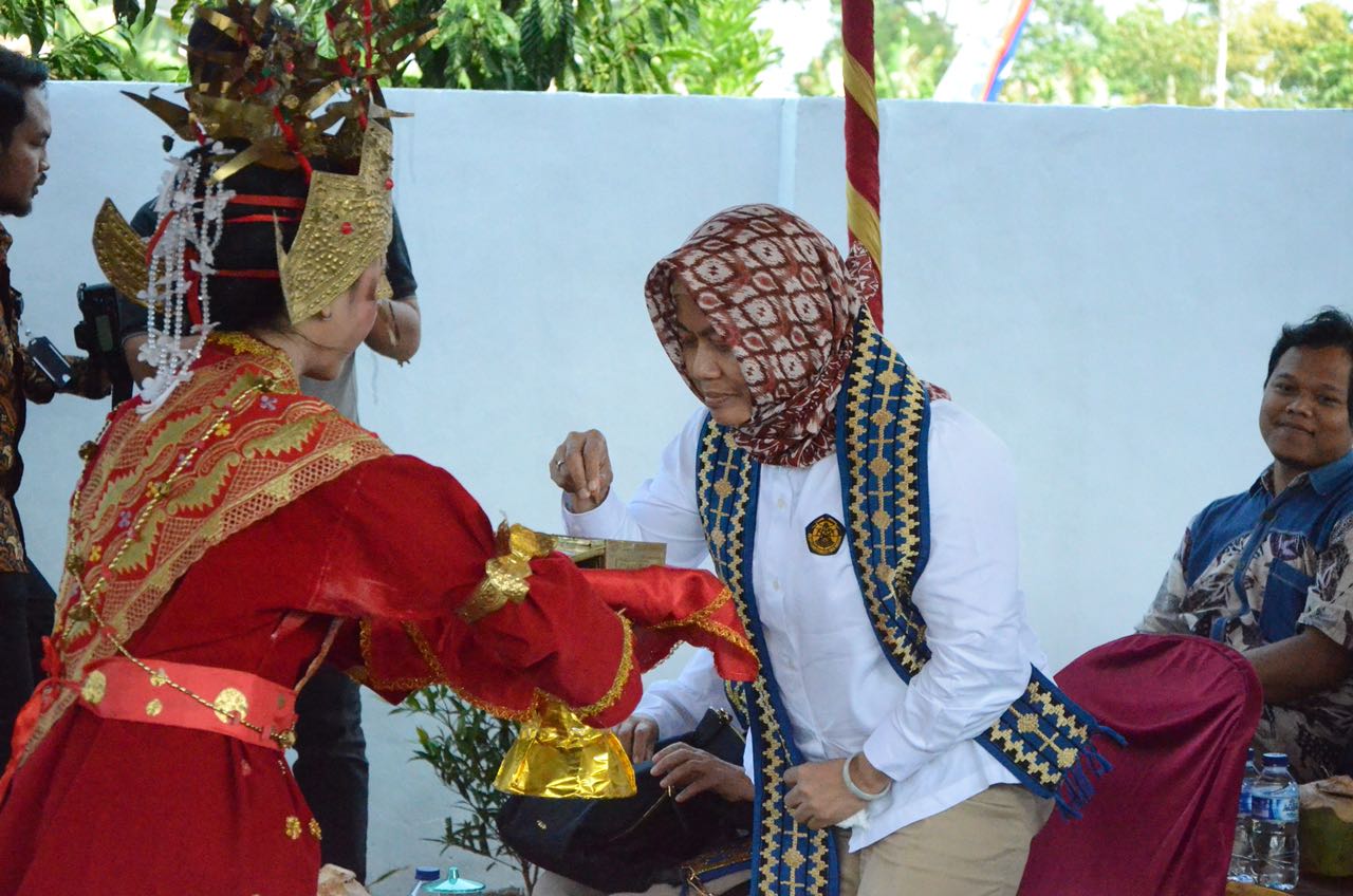 Pemerintah Resmikan BBM Satu Harga di Way Tenong