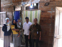 Pemerintah Serahkan 376 Unit LTSHE Untuk Masyarakat Aceh