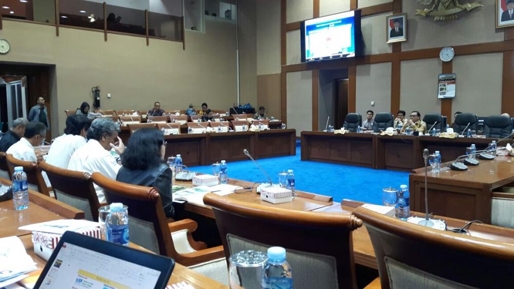 Pemerintah Targetkan Revitalisasi 38 Pembangkit EBT pada Tahun 2018