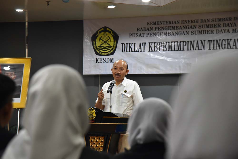 Pemimpin itu harus bisa efektif dan efisien