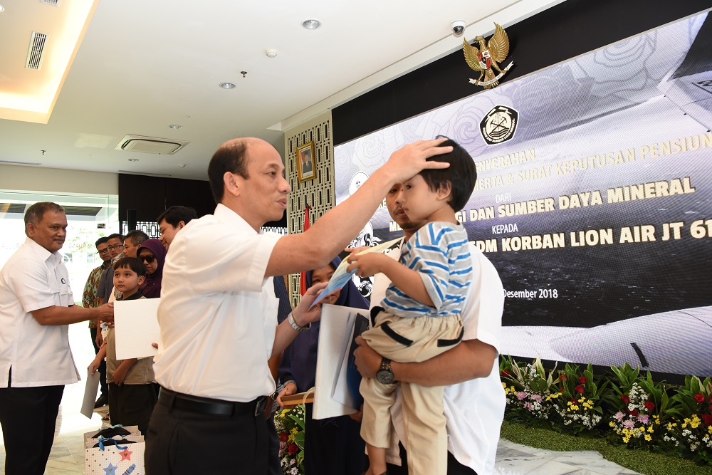 Penyerahan Kenaikan Pangkat Anumerta dan Pensiun PNS KESDM Korban Lion Air JT 610