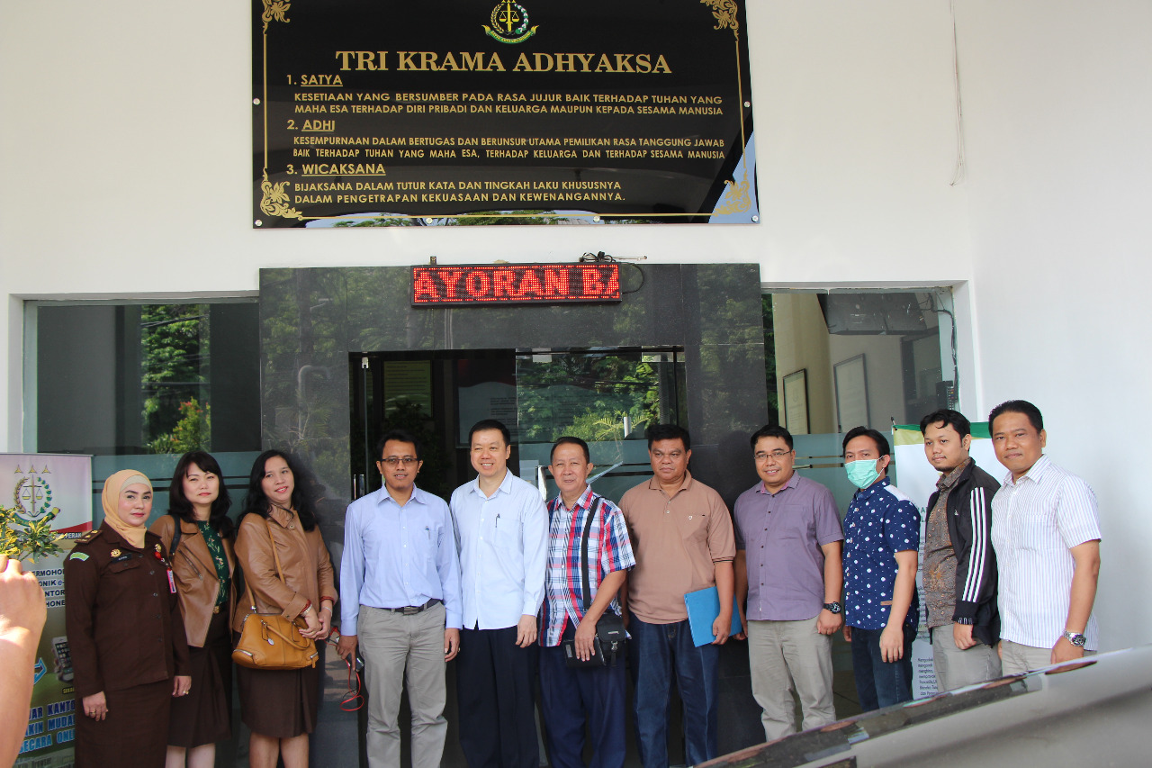 PPNS Ditjen Ketenagalistrikan Serahkan Terduga Penyalahgunaan Listrik