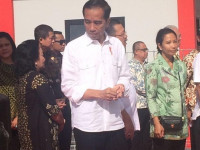 Presiden Jokowi Resmikan 17 Titik Penyalur BBM Satu Harga