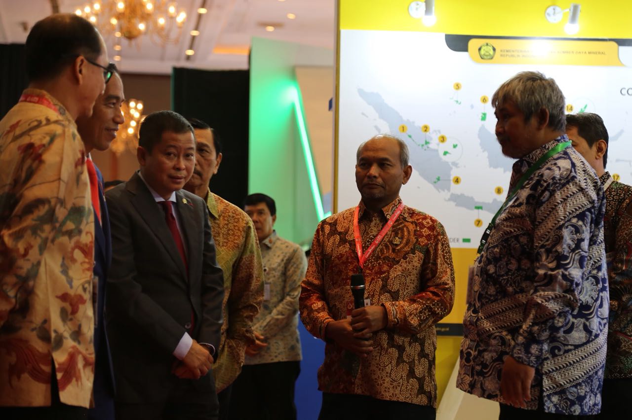 Presiden Minta Industri Migas Perbaiki Reputasi Agar Generasi Milenial Tertarik