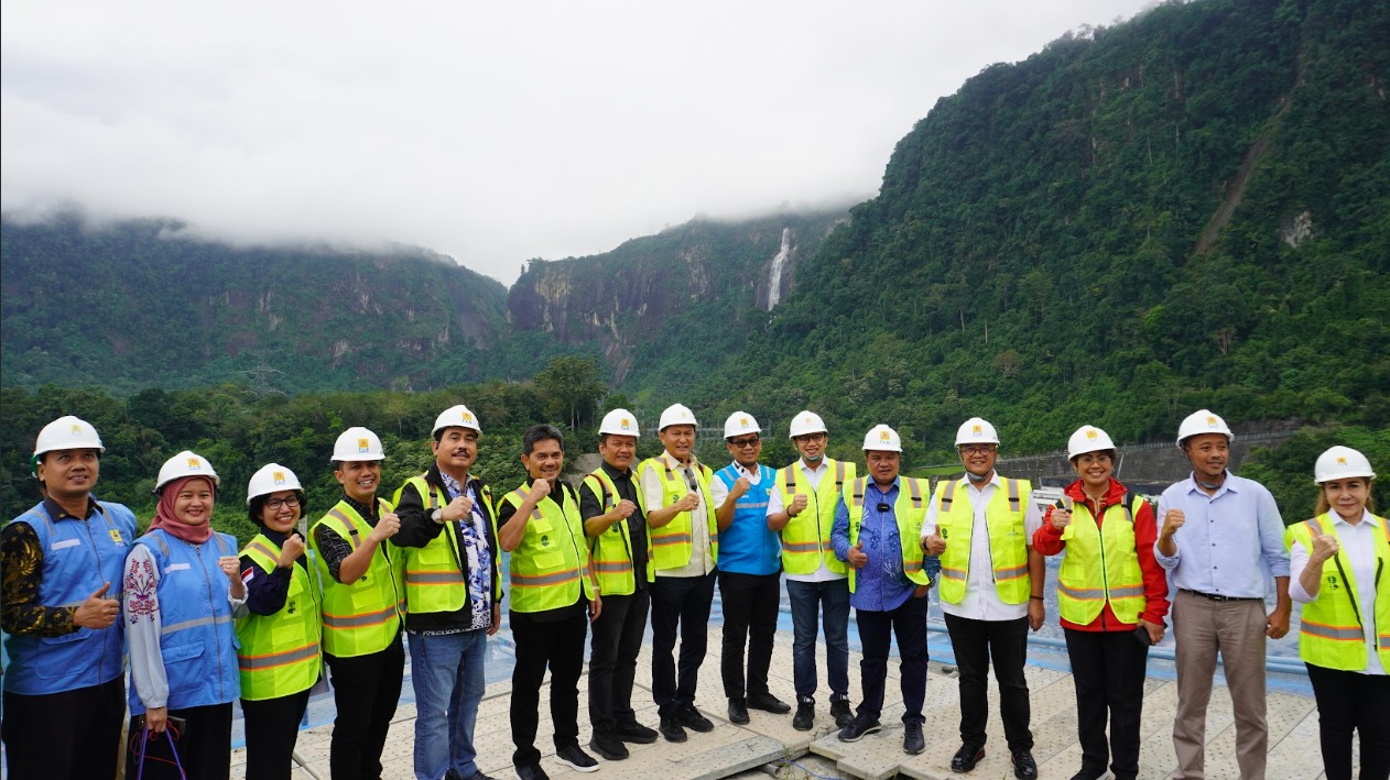 Tinjau PLTA di Sumatera Utara Bersama Komisi VII DPR, Sesditjen Gatrik Tegaskan Pentingnya Konservasi Sumber Daya