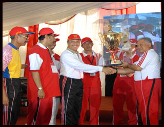 Menteri ESDM Tutup Porseni Sektor ESDM 2008