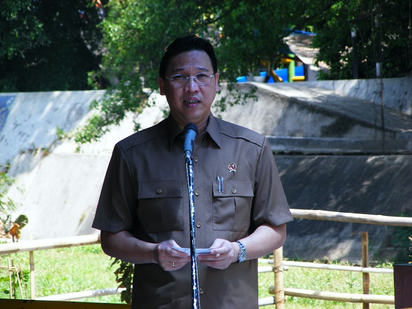 Ketergantungan Terhadap Minyak Bumi Tingkatkan Subsidi