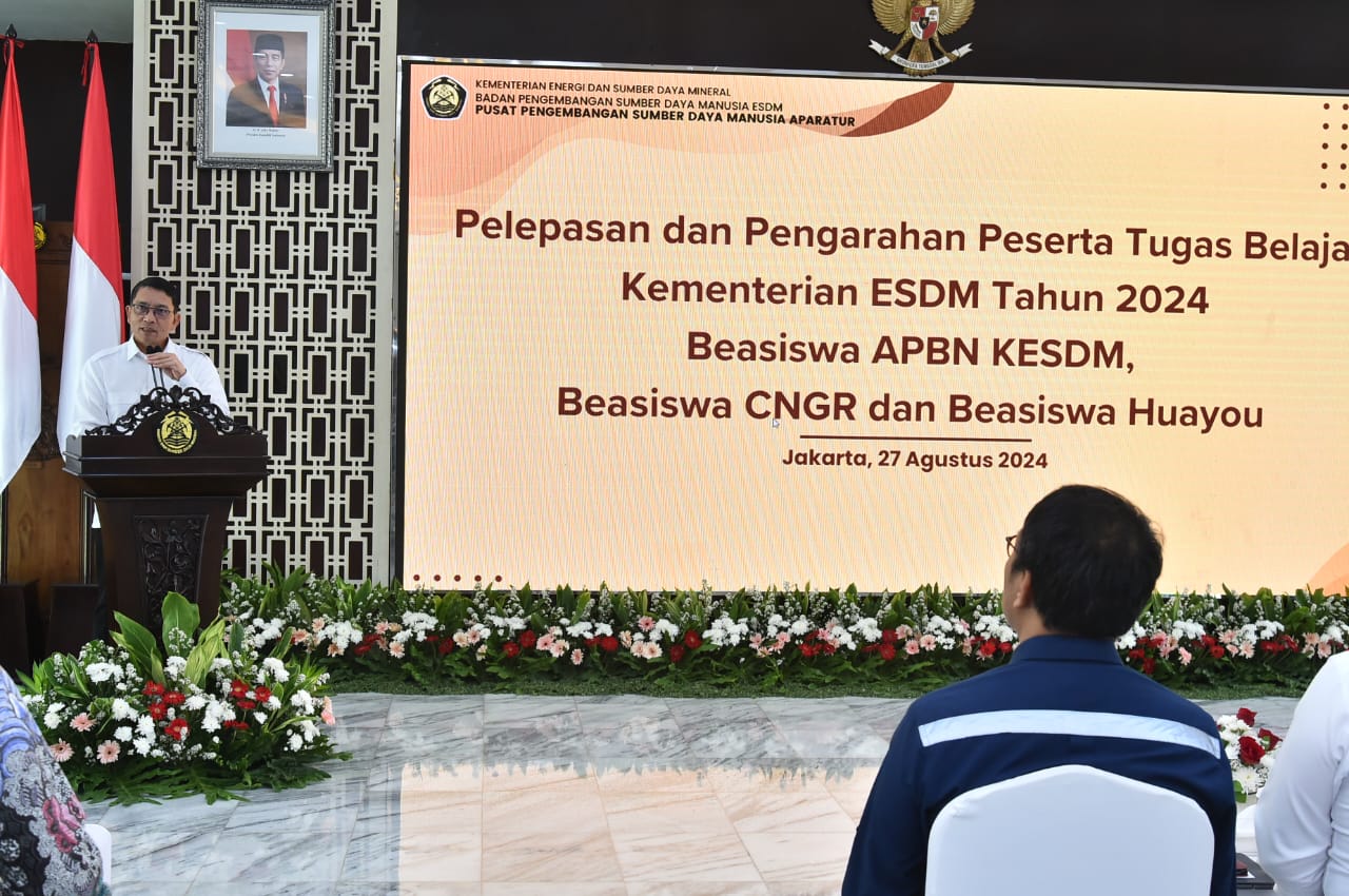Kementerian ESDM RI - Media Center - News Archives - Lepas Pegawai ...